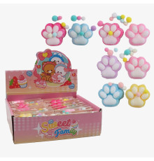 Гра антистрес C 72493 (24) ЦІНА ЗА 20 ШТУК В БЛОЦІ, "Лапка", волохата, м'які кульки, розмір 5.5х2х5.5 см, в коробці