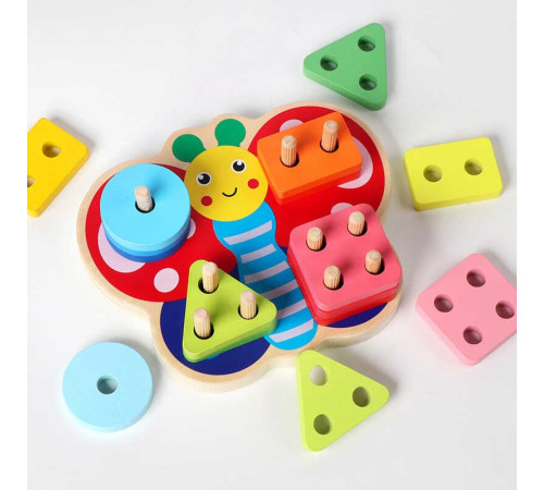 Дерев'яний геометричний сортер C 74861 (63) “Метелик”, 12 геометричних фігур, в коробці – в наличии! Купите сейчас у KAZKOVA