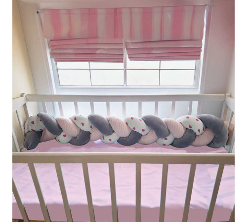 гр Бортик у ліжко "Косичка" 49431 (1) тканина в’язане полотно, МУСЛІН, ВЕЛЮР, наповнювач СИНТЕПУХ, розмір 120*18 см "Bimbo" – в наличии! Купите сейчас у KAZKOVA