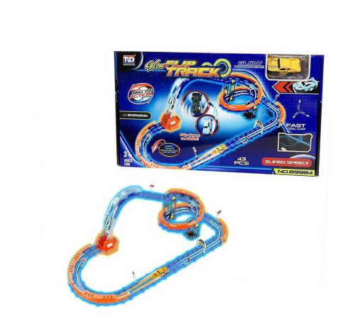 Трек 89984 (24/2) 42 елементи, машинка із вбудованим акумулятором, підсвічування, світиться у темряві, трюки, муляжі оточення, в коробці – в наличии! Купите сейчас у KAZKOVA
