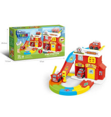 Трек 099-6 (18) машинка, запускач, наліпки, в коробці