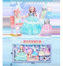 Лялька 8223 (14) висота: 27 см, шарнірні з’єднання, прошите волосся, знімний одяг, взуття, 3 додаткові сукні, аксесуари, ліжечко з гіркою: 22х19 см, в коробці