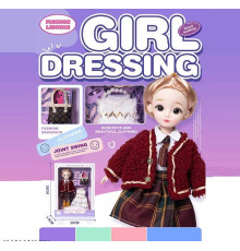 Лялька Q-A 21 (72/2) висота - 30 см, тіло — пластик, голова — гума, шарнірні з’єднання суглобів, знімне взуття, змінний одяг, аксесуари, в коробці