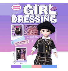 Лялька Q-A 35 (72) висота - 30 см, тіло — пластик, голова — гума, шарнірні з’єднання суглобів, знімне взуття, змінний одяг, аксесуари, в коробці