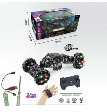 Машина на радіокеруванні H 22 (20) акумулятор 3.7 V, пульт 2.4 G, браслет, підсвічування, музика, роликові колеса, обертається на 360, в коробці