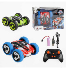 Машина на радіокеруванні PH 20 A 01/02 (18) 2 кольори, світло, 1:20, 4х4, обертання на 360°, швидкість до 12+км/год, пульт 2.4GHz, акум. 3.7V, в коробці