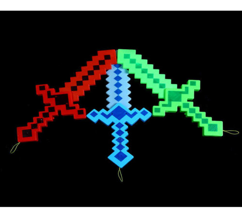 Меч C 74050 (168) 3 види, довжина 38 см, підсвічування, звукові ефекти, імітація бою, в пакеті, ВИДАЄТЬСЯ МІКС ВИДІВ – в наличии! Купите сейчас у KAZKOVA