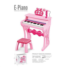 Піаніно 328-61 (6) мікрофон, стілець, 37 клавіш, працює від мережі або батарейок, звук, мелодії, 2 AUX-роз'єми, AUX-кабель, USB-AUX кабель, регулювання гучності, функція запису, в коробці