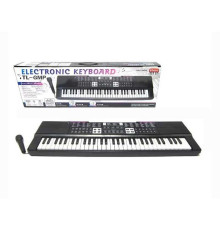 Синтезатор R 700 (18) в коробці