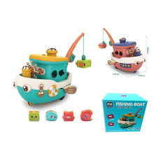Музичний катер 9914 C (48/2) 2 кольори, 2 режими гри, магнітна риболовля, звуки, підсвічування, мелодії, їде вперед, на батарейках, руль-тріскачка, рухомі елементи, в коробці