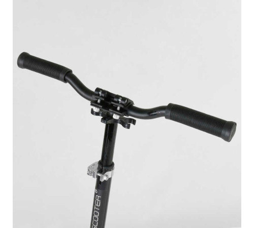 Самокат 34750 (2) Best Scooter, ЧОРНИЙ, зажим руля, переднє колесо PU - 22 см, заднє колесо PU - 20 см, 1 амортизатор, в коробці – в наличии! Купите сейчас у KAZKOVA