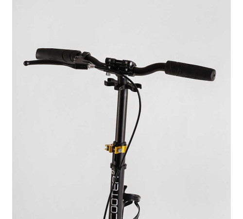 Самокат алюмінієвий Best Scooter BS-98033 (4) "Factor", ручне дискове гальмо, діаметр PU коліс - 200мм, 2 амортизатори, підсклянник, в коробці