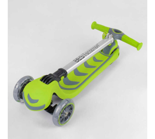 Самокат триколісний 46987 (4) Best Scooter, САЛАТОВИЙ, складне алюмінієве кермо, 4 колеса PU зі світлом, d = 12 см