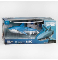 Акула на радіокеруванні Z 102 (24) плаває по воді, акумулятор 3.7V, керування 2.4 GHz, в коробці